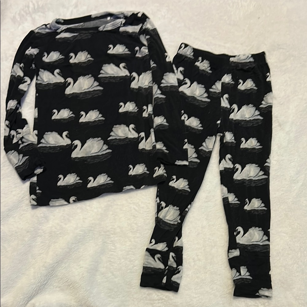 Posh Peanut 2T LS Leia Pajama Set